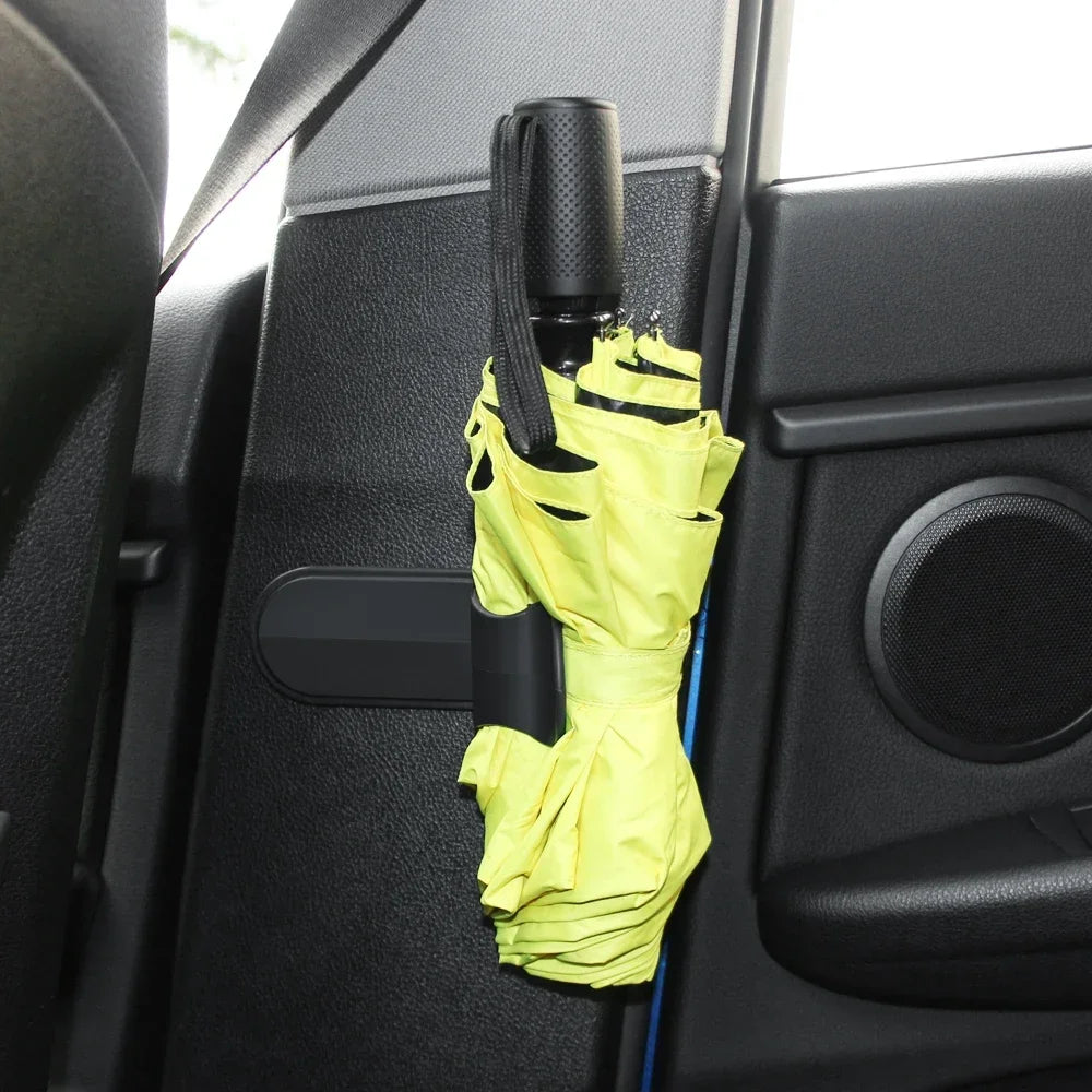 1/2PCS Supporto per ombrellone per auto Staffa di fissaggio per bagagliaio per auto Clip di fissaggio Gancio Staffa di montaggio Accessori interni per auto